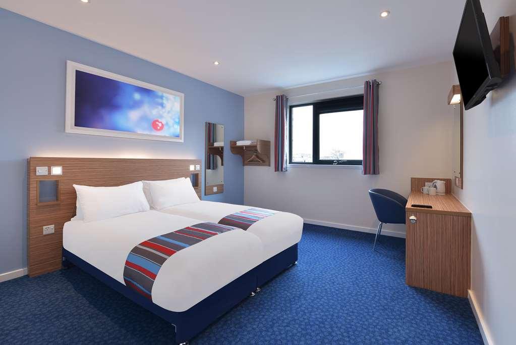 Travelodge Chichester Central Номер фото
